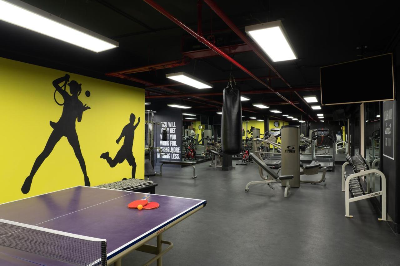 Moevenpick Resort Petra Wadi Musa Eksteriør bilde The gym at the 100 East 19th Street location