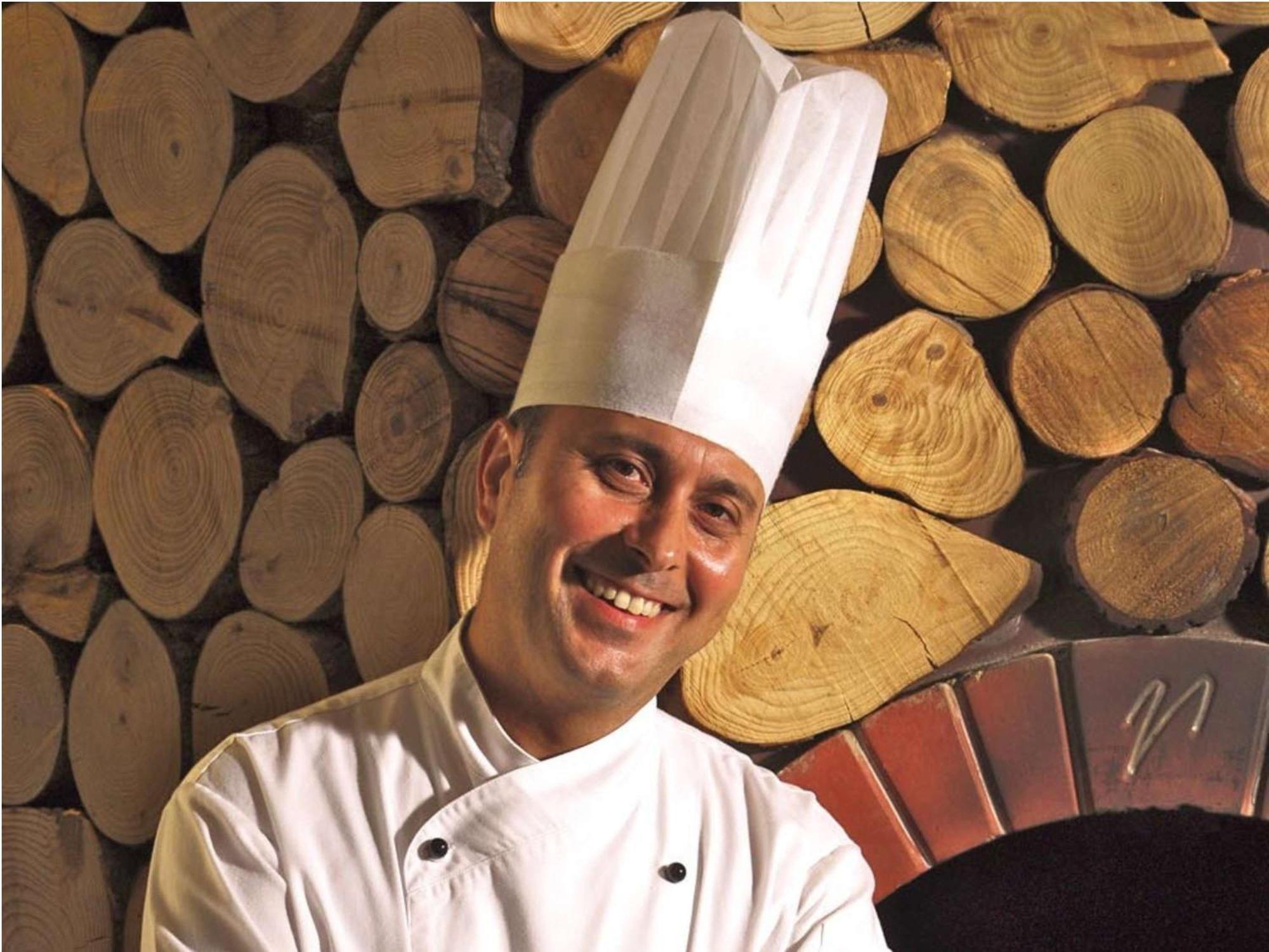 Moevenpick Resort Petra Wadi Musa Eksteriør bilde Chef