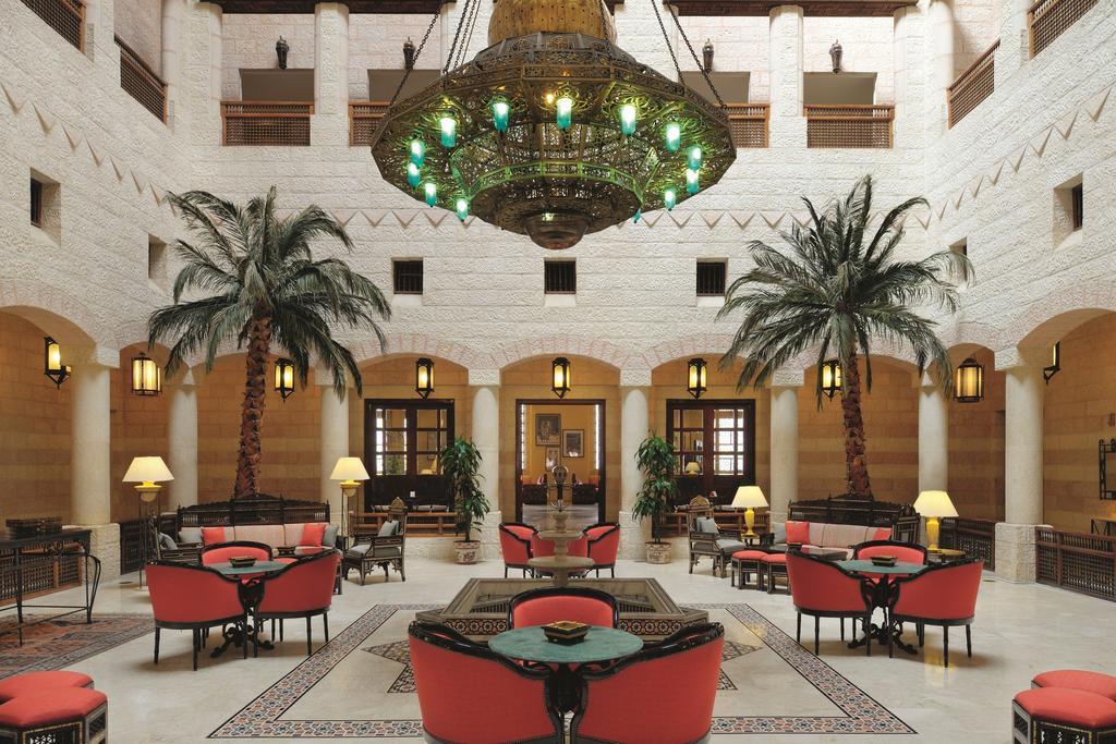 Moevenpick Resort Petra Wadi Musa Eksteriør bilde The hotel's lobby