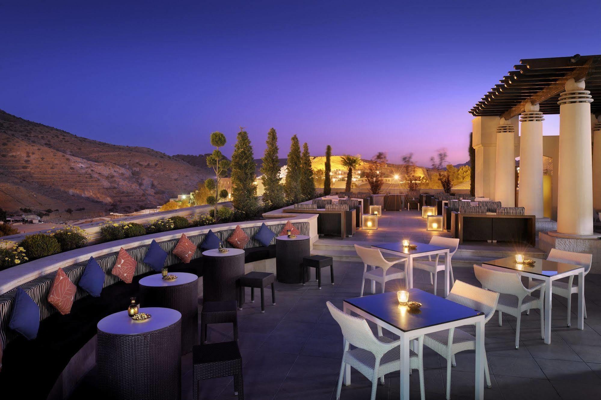 Moevenpick Resort Petra Wadi Musa Eksteriør bilde The view from the rooftop